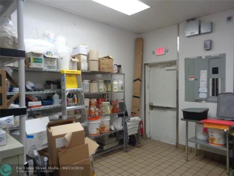 15280 S Jog Road Delray Beach FL 33446