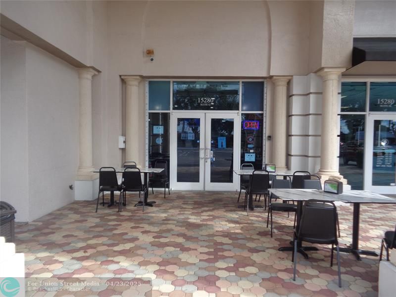 15280 S Jog Road Delray Beach FL 33446