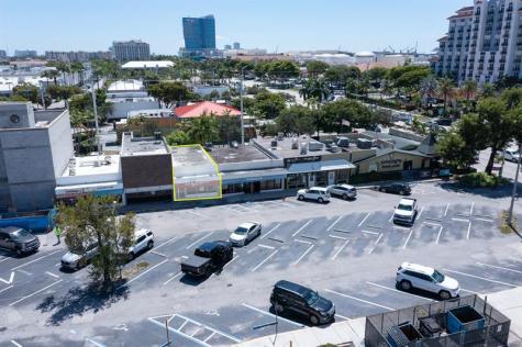 1085 SE 17th Street Fort Lauderdale FL 33316