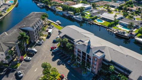 450 Paradise Isle Boulevard Hallandale Beach FL 33009