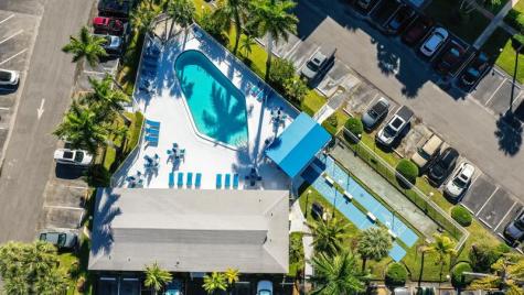 450 Paradise Isle Boulevard Hallandale Beach FL 33009