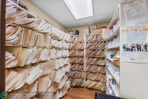 1881 N University Drive Coral Springs FL 33071