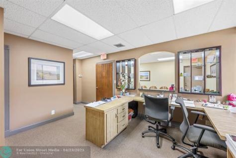 1881 N University Drive Coral Springs FL 33071