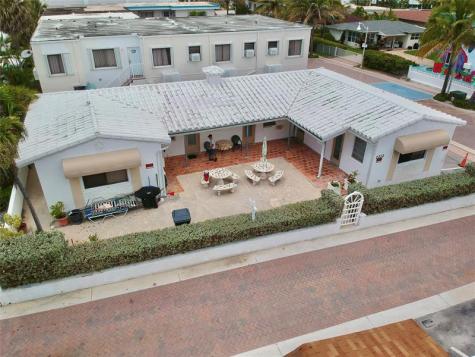 2212 N Surf Road Hollywood FL 33019