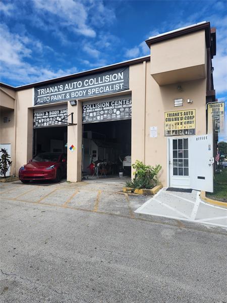 2031 SW 70th Avenue Davie FL 33317