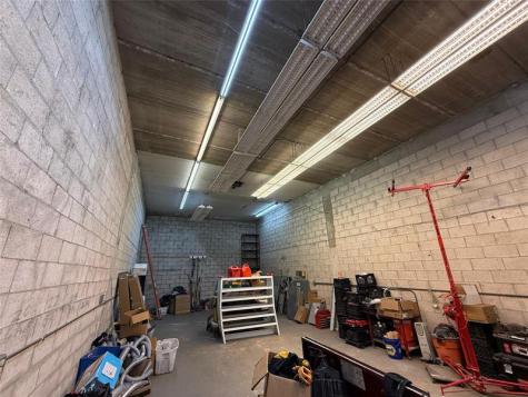 7750 NW 71st Street Miami FL 33166