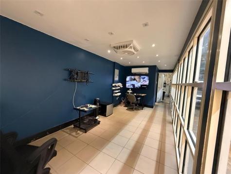7750 NW 71st Street Miami FL 33166