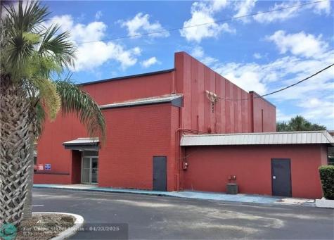 2 W Main Street Avon Park FL 33825