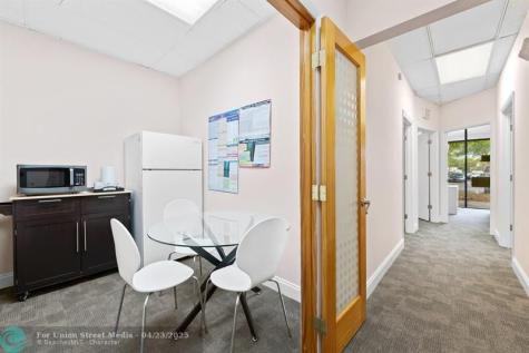 4800 N State Road 7 Lauderdale Lakes FL 33319