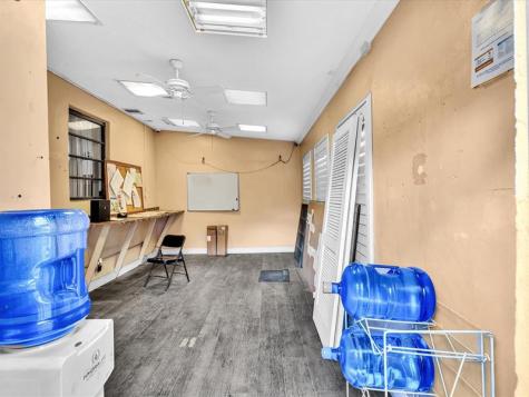 4901 SW 51st Street Davie FL 33314