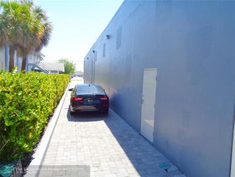 3749 N Federal Highway Pompano Beach FL 33064