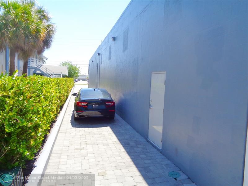 3749 N Federal Highway Pompano Beach FL 33064