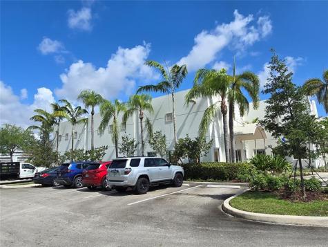 10322 NW 55th Street Sunrise FL 33351
