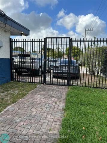 2401 NW 19th Street Fort Lauderdale FL 33311