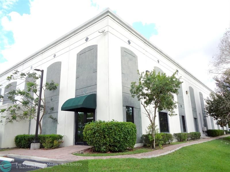 1351 Sawgrass Corporate Parkway Sunrise FL 33323