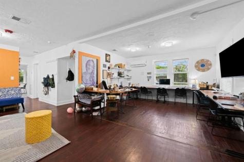 746 NE 3rd Avenue & NE 8th Street Fort Lauderdale FL 33304