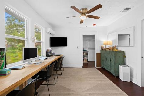 746 NE 3rd Avenue & NE 8th Street Fort Lauderdale FL 33304