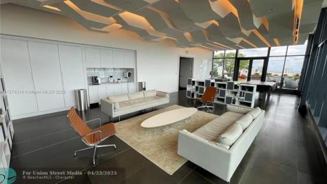 19790 W Dixie Highway Miami FL 33180