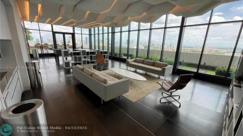 19790 W Dixie Highway Miami FL 33180