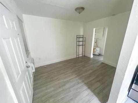 1261 NW 59th Street Miami FL 33142