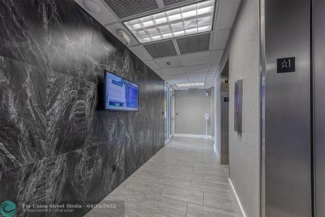 2425 NE 50th Street Fort Lauderdale FL 33308