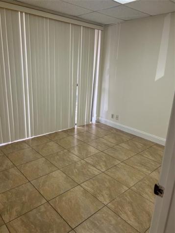 4503 NW 103rd Avenue Sunrise FL 33351