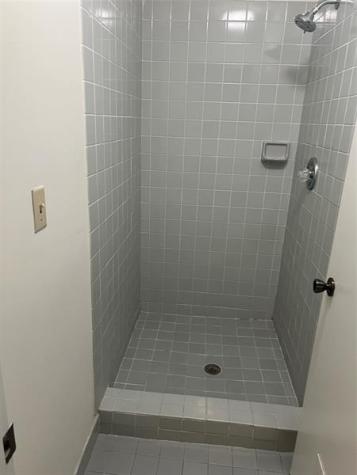 4503 NW 103rd Avenue Sunrise FL 33351