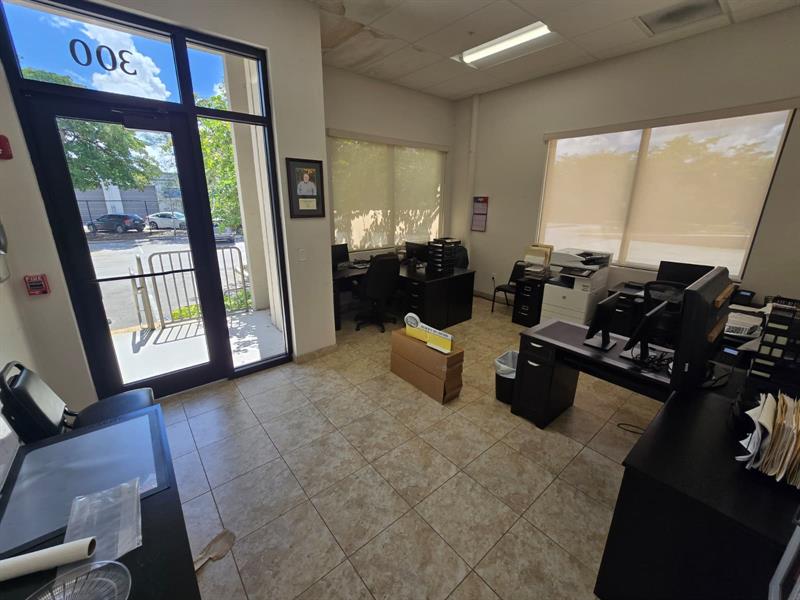 10400 NW 55th Street Sunrise FL 33351