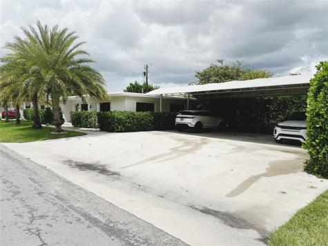 301 SW 7th Street Fort Lauderdale FL 33315