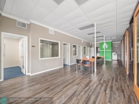 2700 E Oakland Park Boulevard Fort Lauderdale FL 33306