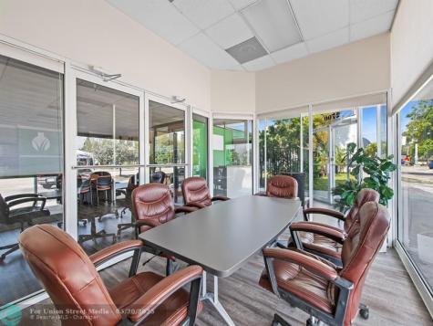 2700 E Oakland Park Boulevard Fort Lauderdale FL 33306