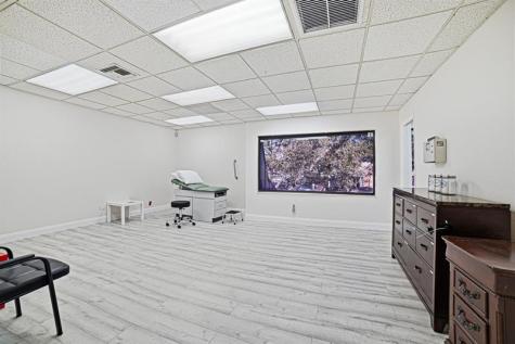 2929 N University Drive Coral Springs FL 33065