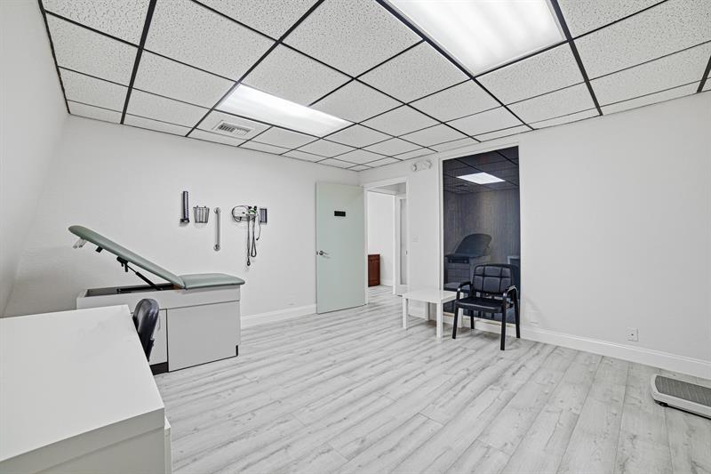 2929 N University Drive Coral Springs FL 33065