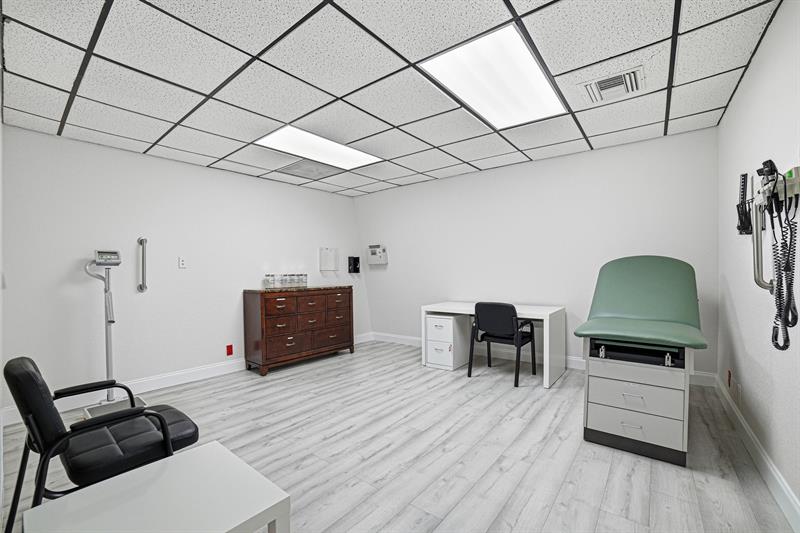 2929 N University Drive Coral Springs FL 33065