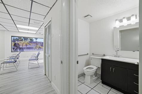 2929 N University Drive Coral Springs FL 33065