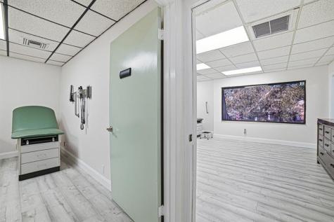 2929 N University Drive Coral Springs FL 33065