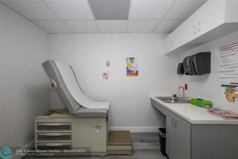 1500 N University Drive Coral Springs FL 33071