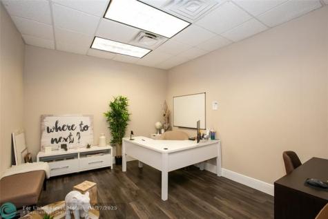 2690 Weston Road Weston FL 33331