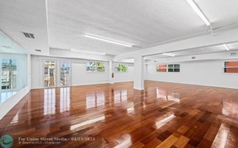 915 NE 20th Fort Lauderdale FL 33304