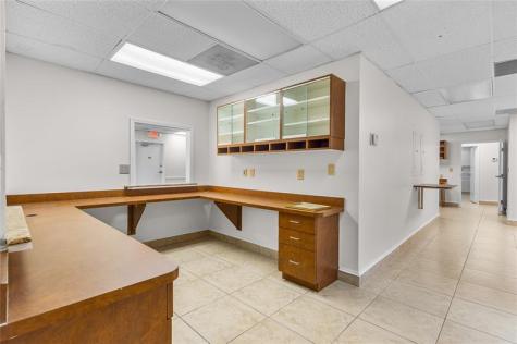 2466 E Commercial Boulevard Fort Lauderdale FL 33308