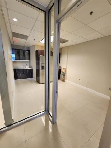 18501 Pines Boulevard Pembroke Pines FL 33029