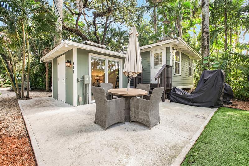 311 SW 14th Way Fort Lauderdale FL 33312
