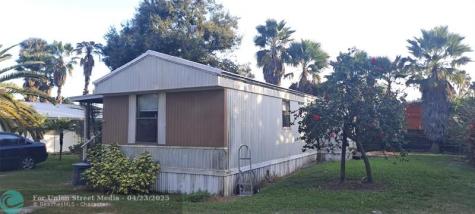 3431 SE 38th Avenue Okeechobee FL 34974