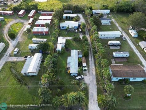 3431 SE 38th Avenue Okeechobee FL 34974