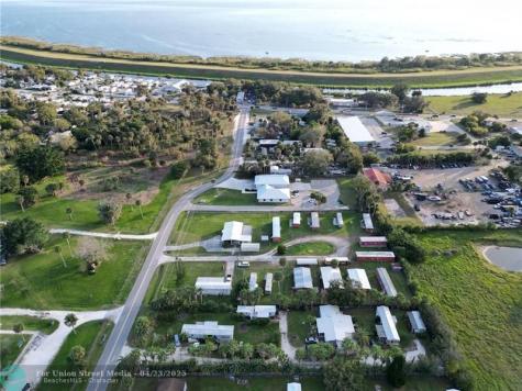 3431 SE 38th Avenue Okeechobee FL 34974