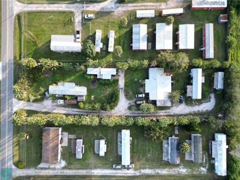 3431 SE 38th Avenue Okeechobee FL 34974
