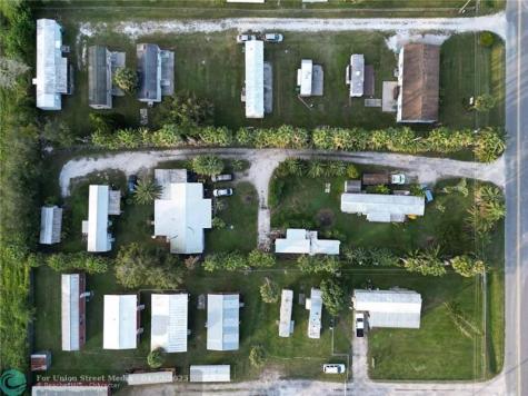 3431 SE 38th Avenue Okeechobee FL 34974