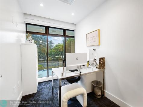 910 SE 17th Street Fort Lauderdale FL 33316