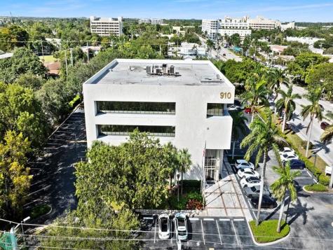 910 SE 17th Street Fort Lauderdale FL 33316