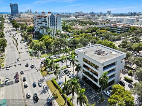 910 SE 17th Street Fort Lauderdale FL 33316